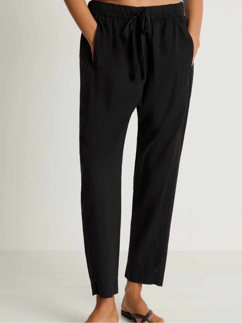 XiRENA Black Drawstring Straight-Leg Pants